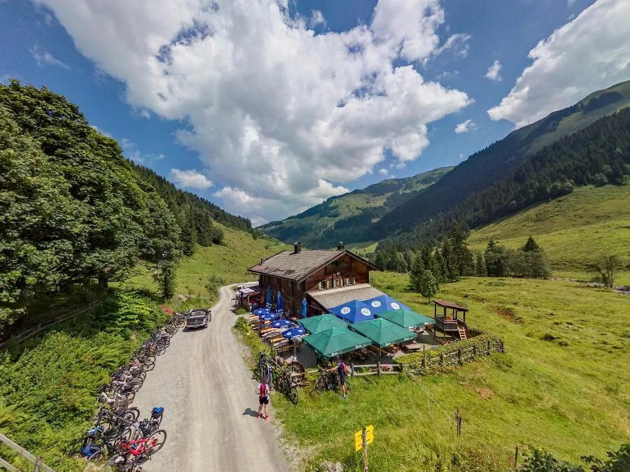 Pano rundblick Gamskogelhütte